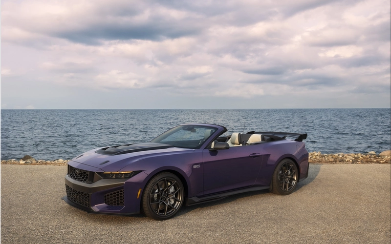 Ford Mustang Dark Horse SC Convertible