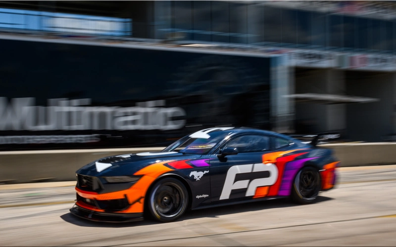 Ford Mustang GT4