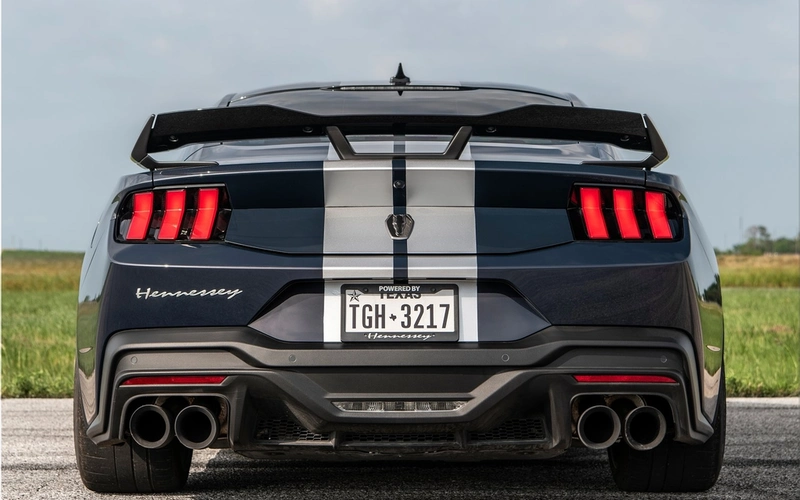 Hennessey H850 Mustang Dark Horse