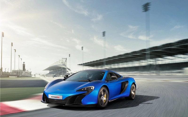 McLaren 650S sports car