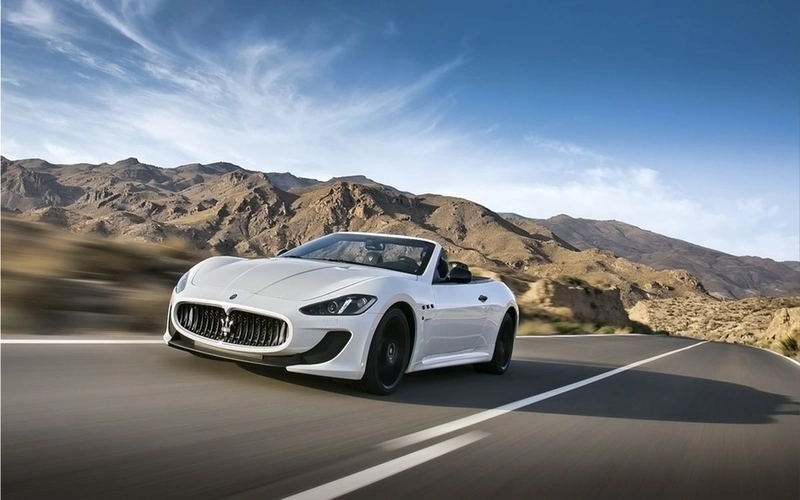 Maserati GranCabrio MC