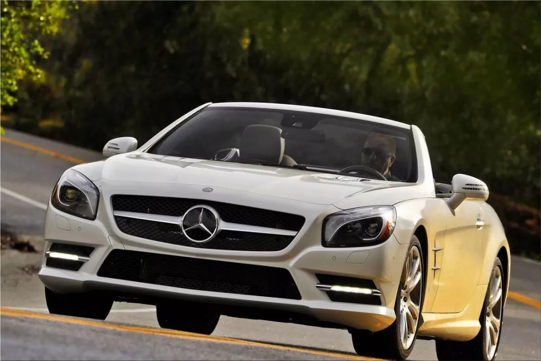 Mercedes-Benz SL550