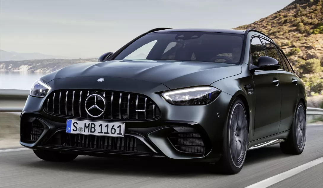  Mercedes-AMG C 63 SE PERFORMANCE