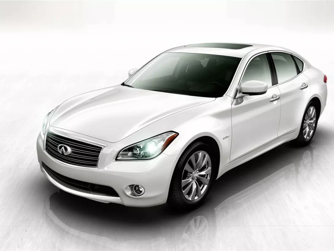 Infiniti M35 Hybrid