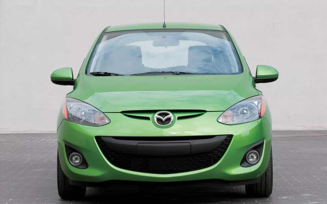 MAZDA2