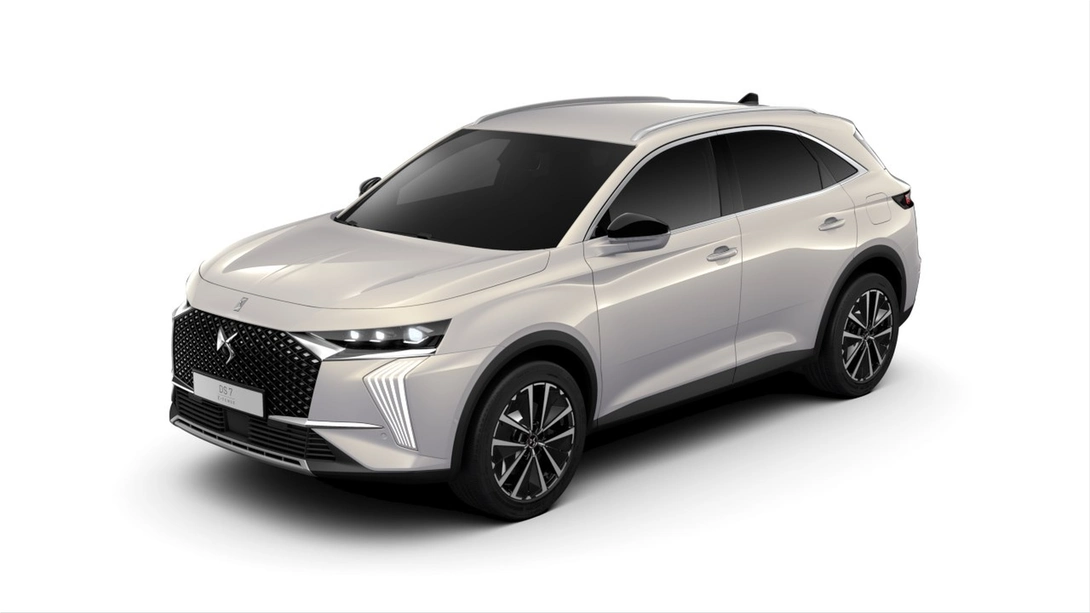 DS 7 E-Tense plug-in hybrid SUV