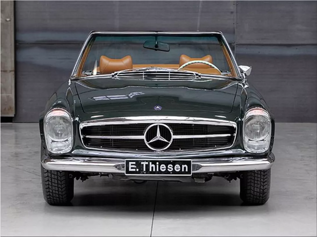 Mercedes-Benz W113