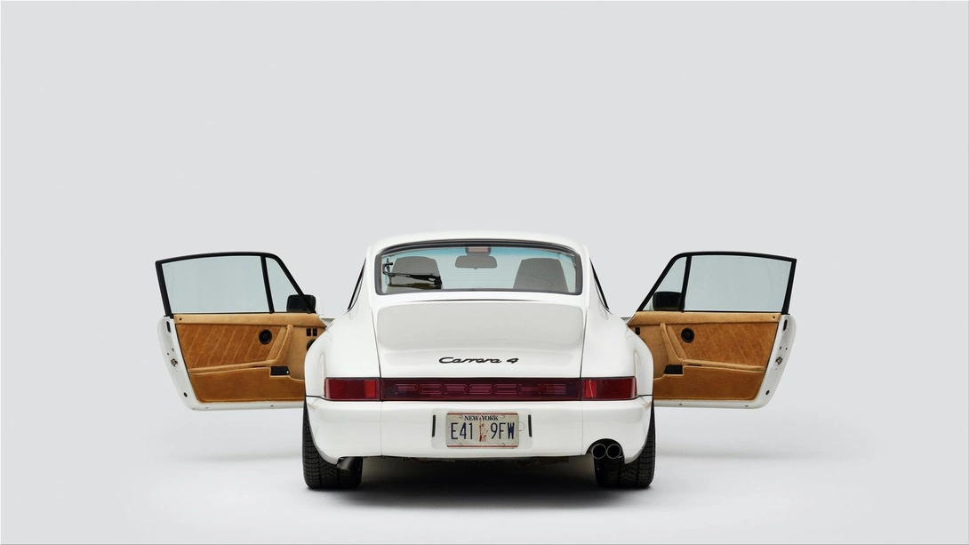 Porsche 911 by Teddy Santis