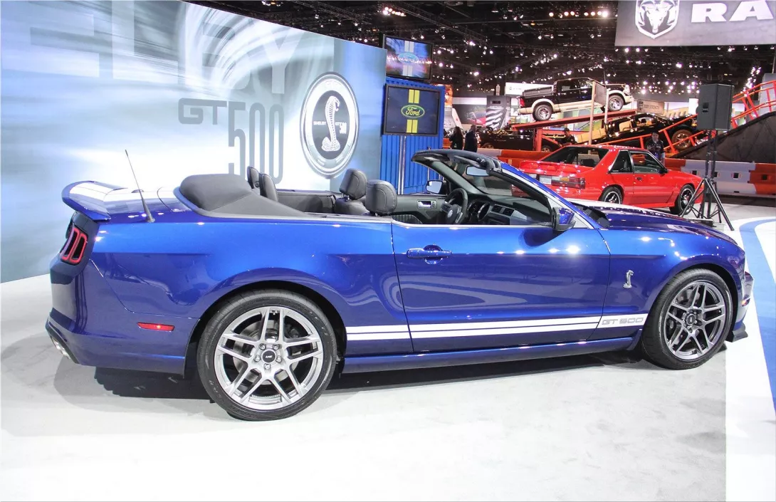 Ford Shelby Mustang GT500